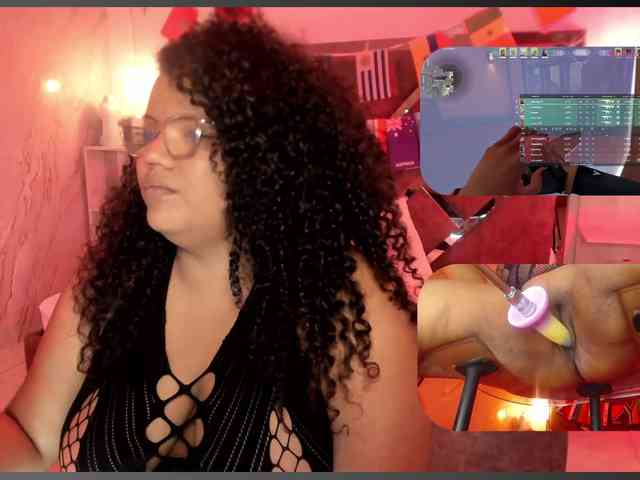 MhiaRey webcam