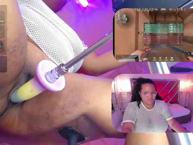 MhiaRey webcam