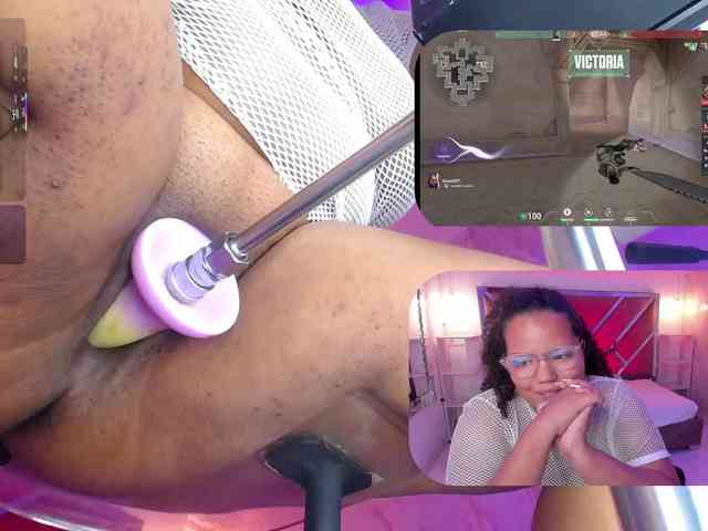 MhiaRey webcam