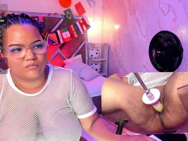 MhiaRey webcam