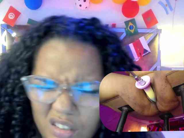 MhiaRey webcam