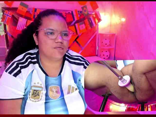 MhiaRey webcam