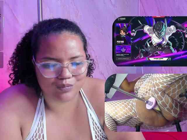MhiaRey webcam
