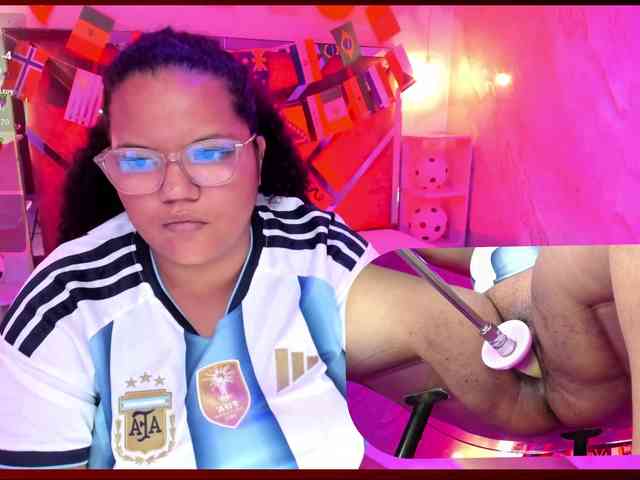 MhiaRey webcam