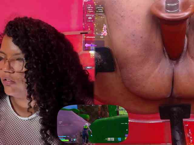 MhiaRey webcam