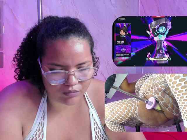MhiaRey webcam