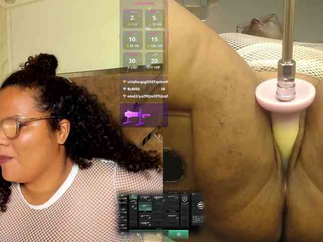 MhiaRey webcam