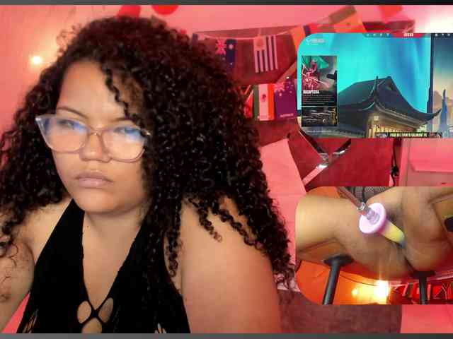 MhiaRey webcam