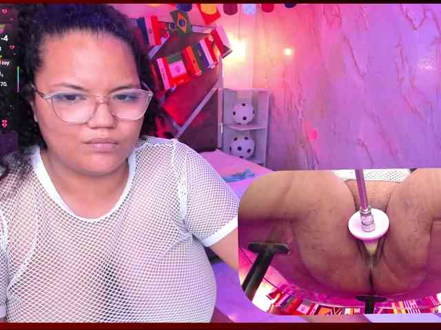 MhiaRey webcam