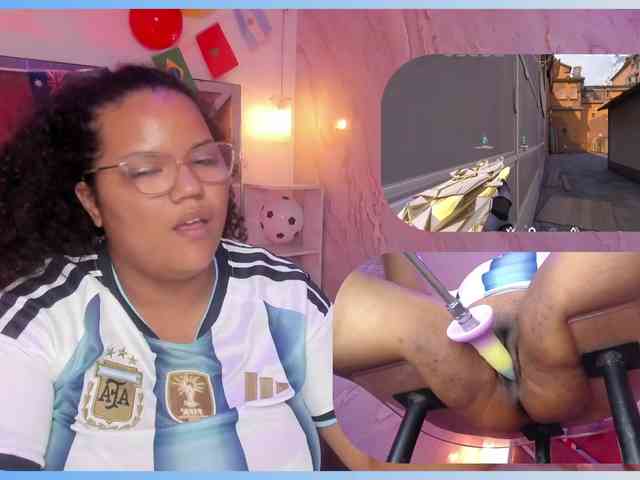 MhiaRey webcam