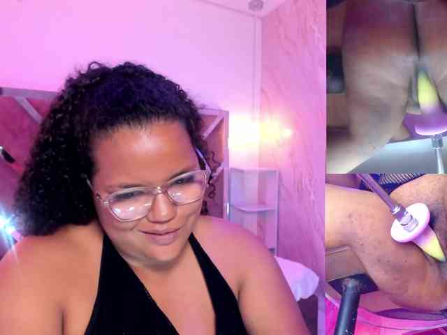 MhiaRey webcam