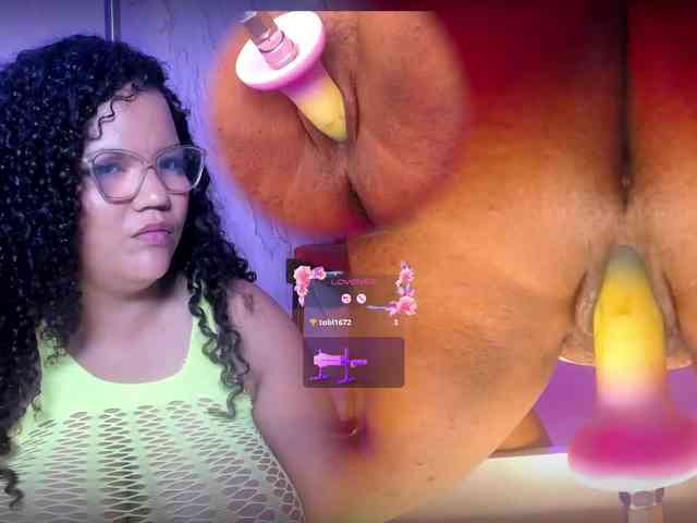 MhiaRey webcam