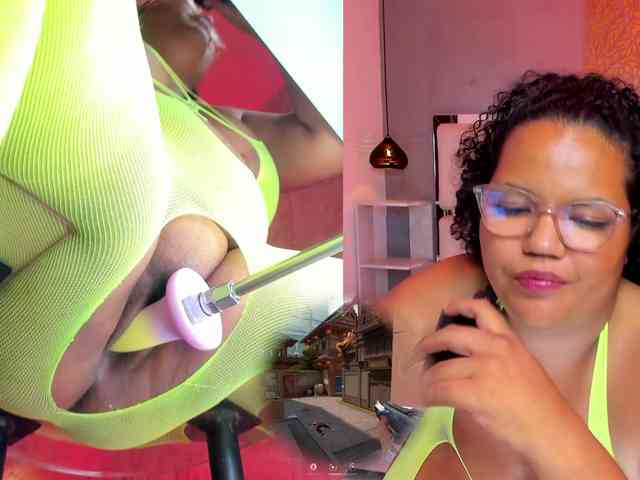 MhiaRey webcam