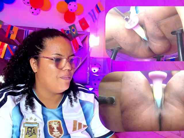 MhiaRey webcam