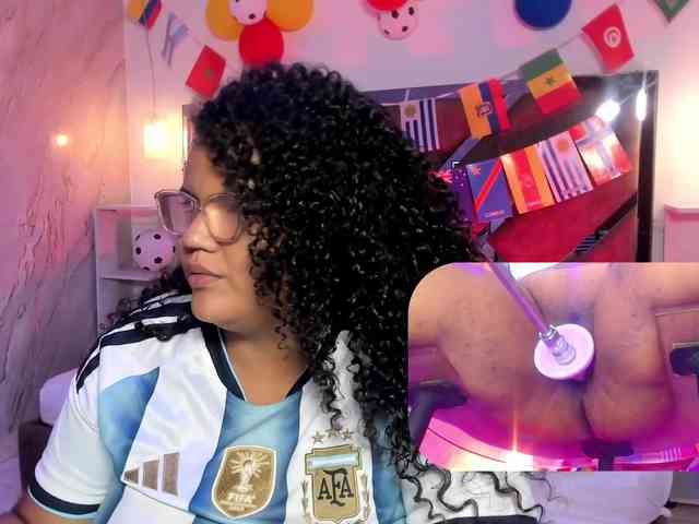 MhiaRey webcam