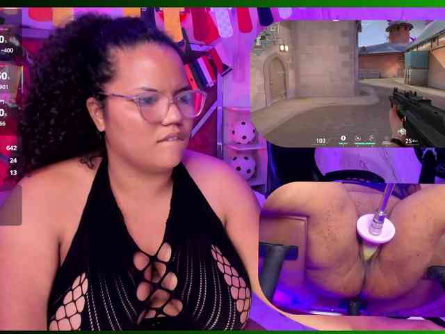 MhiaRey webcam