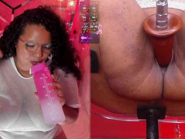 MhiaRey webcam