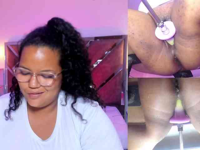 MhiaRey webcam