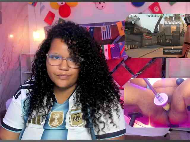 MhiaRey webcam