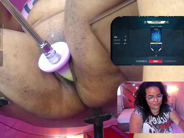 MhiaRey webcam