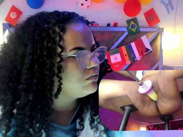 MhiaRey webcam
