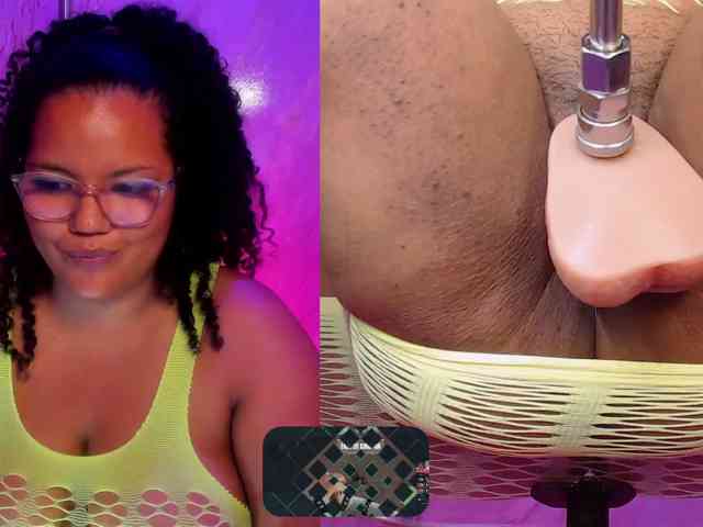 MhiaRey's webcam live show