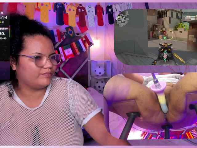MhiaRey webcam