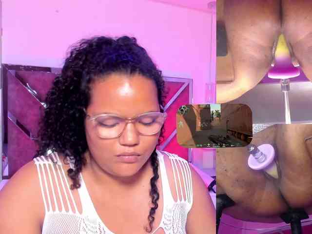 MhiaRey webcam
