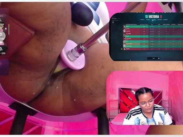 MhiaRey webcam