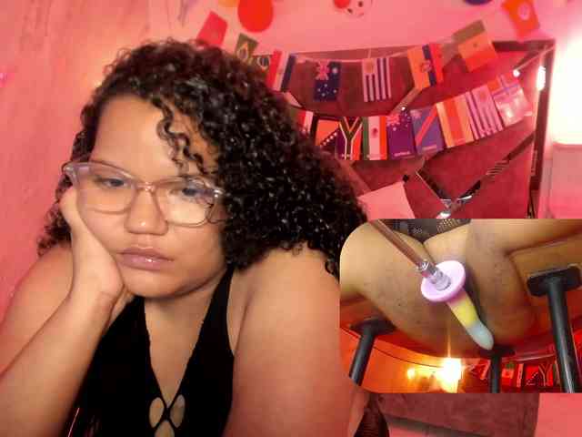MhiaRey webcam