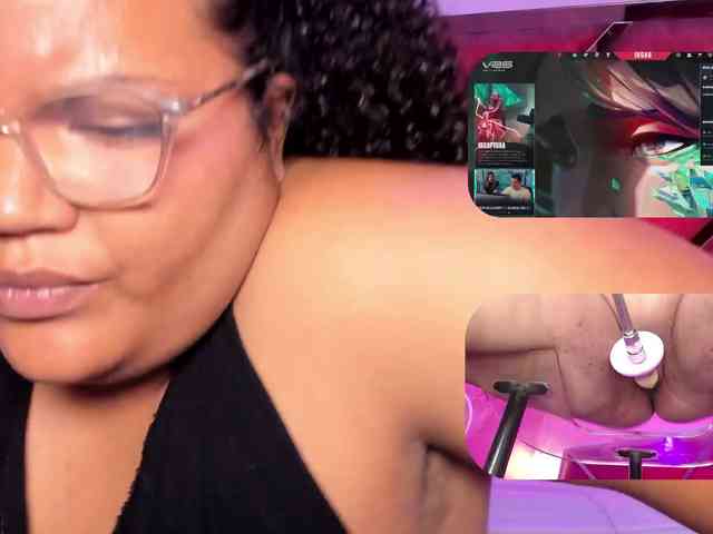 MhiaRey webcam