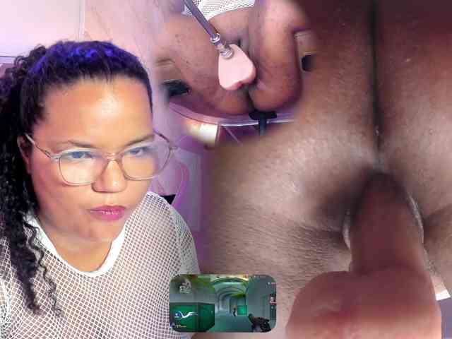 MhiaRey webcam