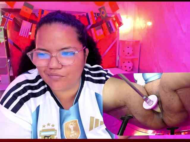 MhiaRey webcam