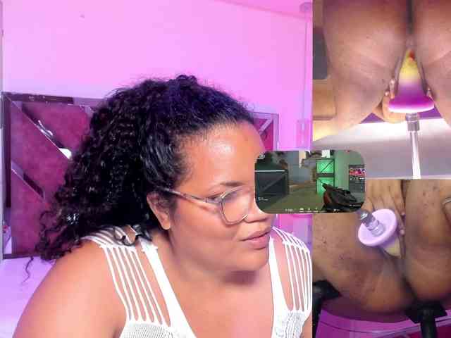 MhiaRey webcam