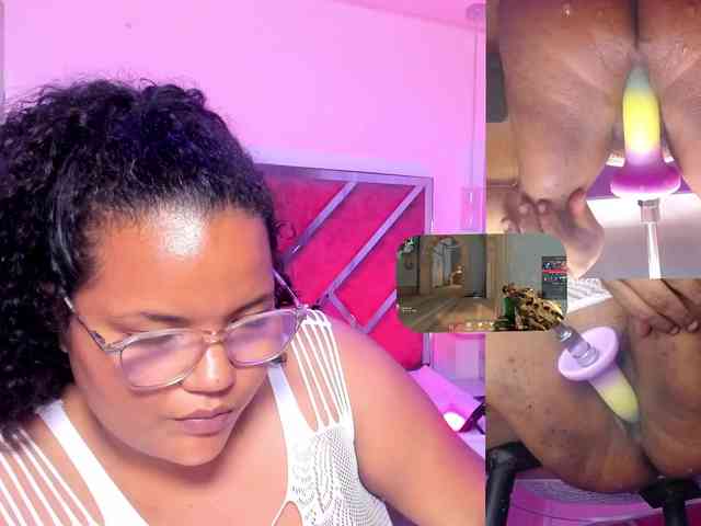 MhiaRey webcam
