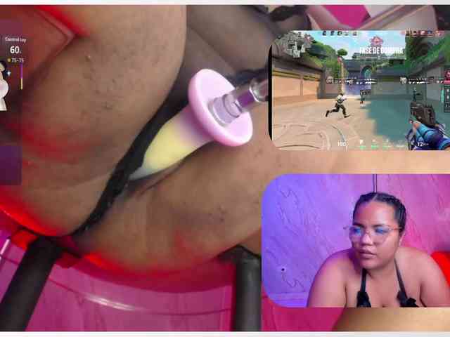 MhiaRey webcam