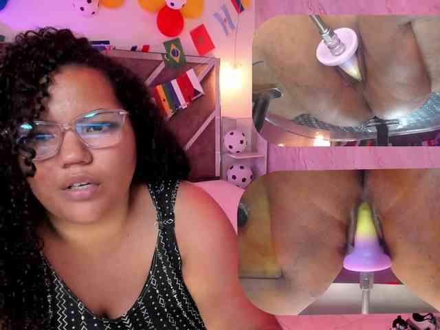 MhiaRey webcam