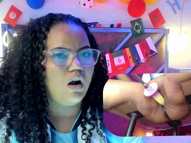 MhiaRey webcam
