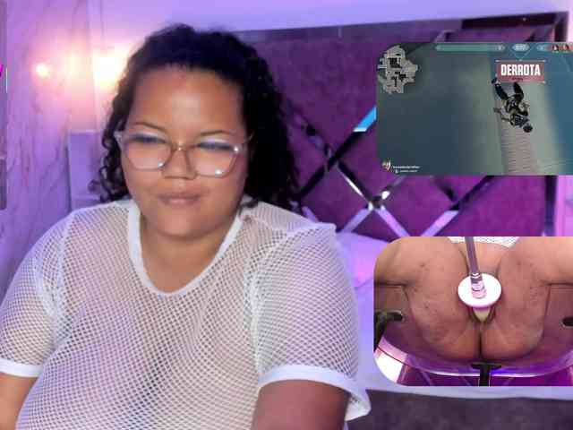 MhiaRey Live Webcam on BongaCams