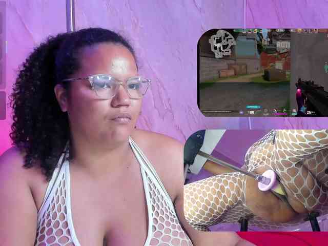 MhiaRey webcam