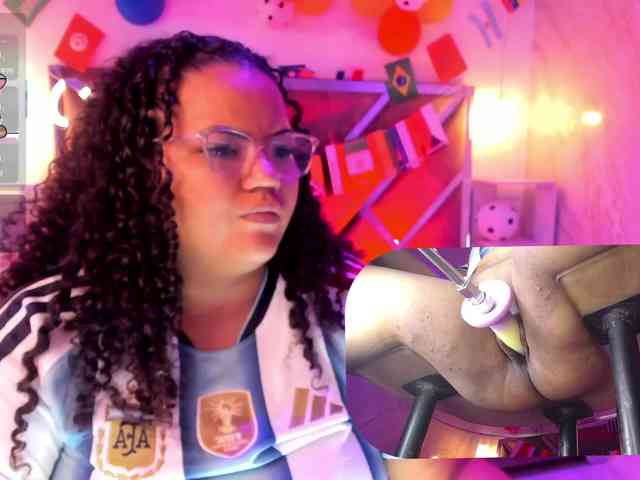 MhiaRey webcam