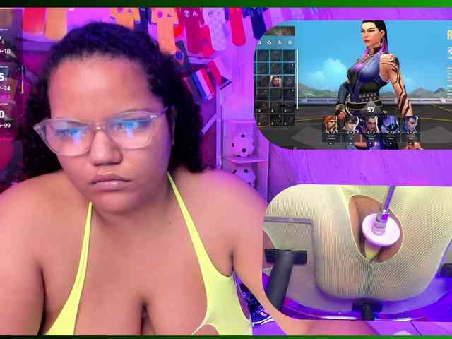 MhiaRey webcam