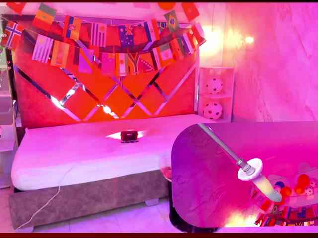 MhiaRey webcam