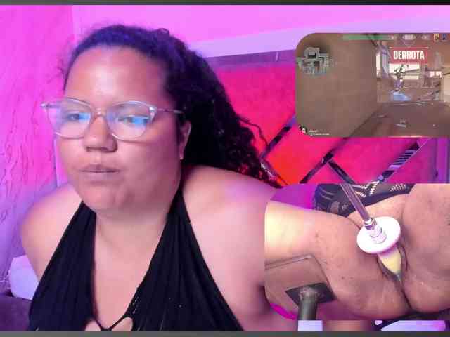 MhiaRey webcam