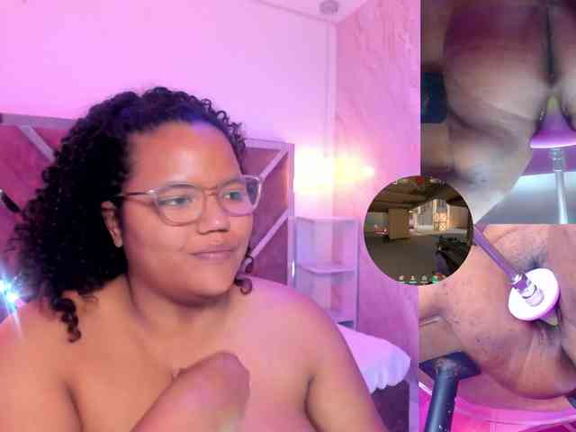 MhiaRey webcam