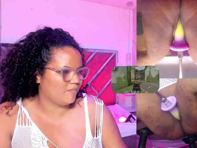 MhiaRey webcam