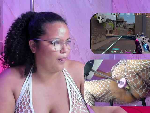 MhiaRey webcam