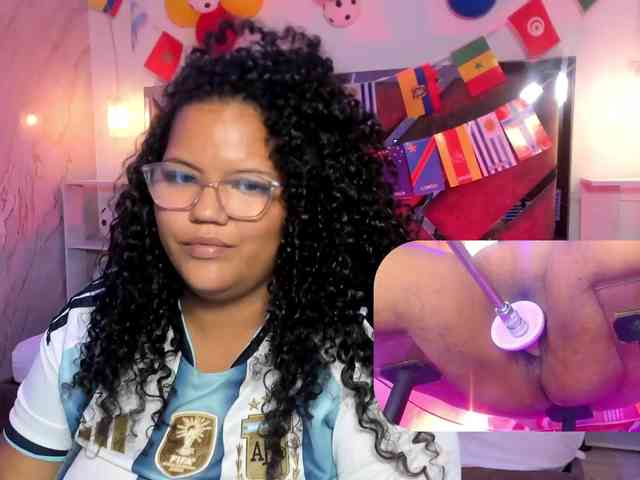 MhiaRey webcam