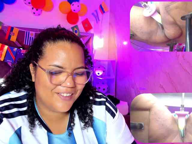 MhiaRey webcam