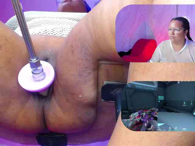 MhiaRey webcam